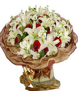 12 red roses, 9 White lilies