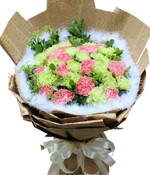 Green carnations mixed bouquet